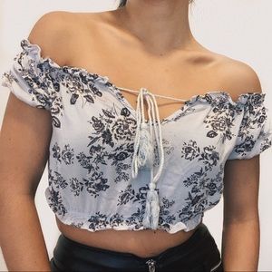 HOST PICK: LF | Floral Crop Top